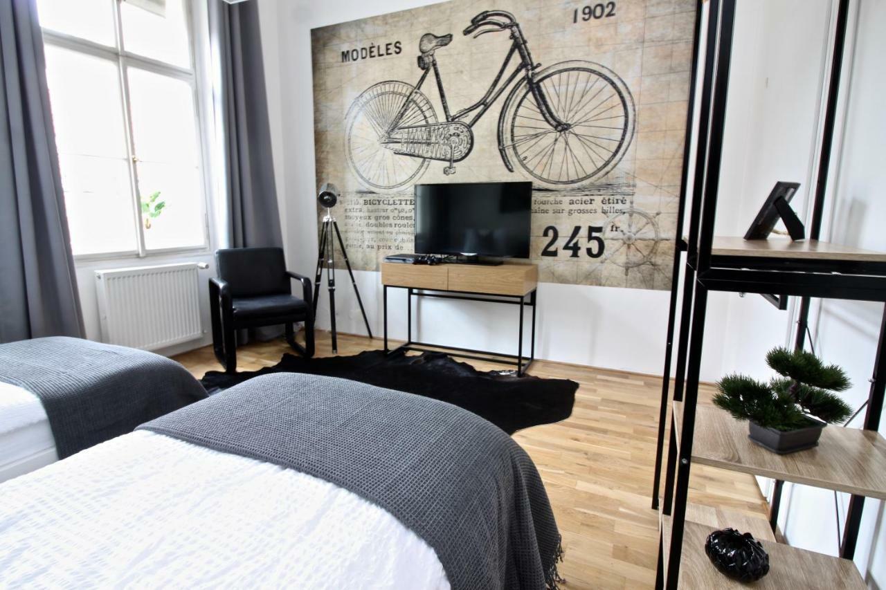 New Design & Style Apartment Old Town Xxl Prague Ngoại thất bức ảnh